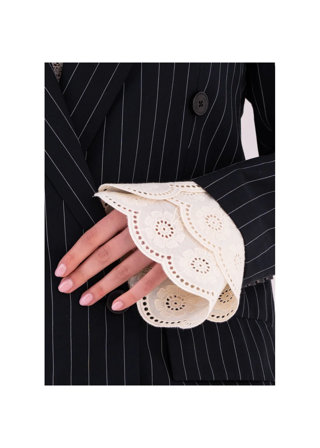  DAISY embroidery cuffs - 189067