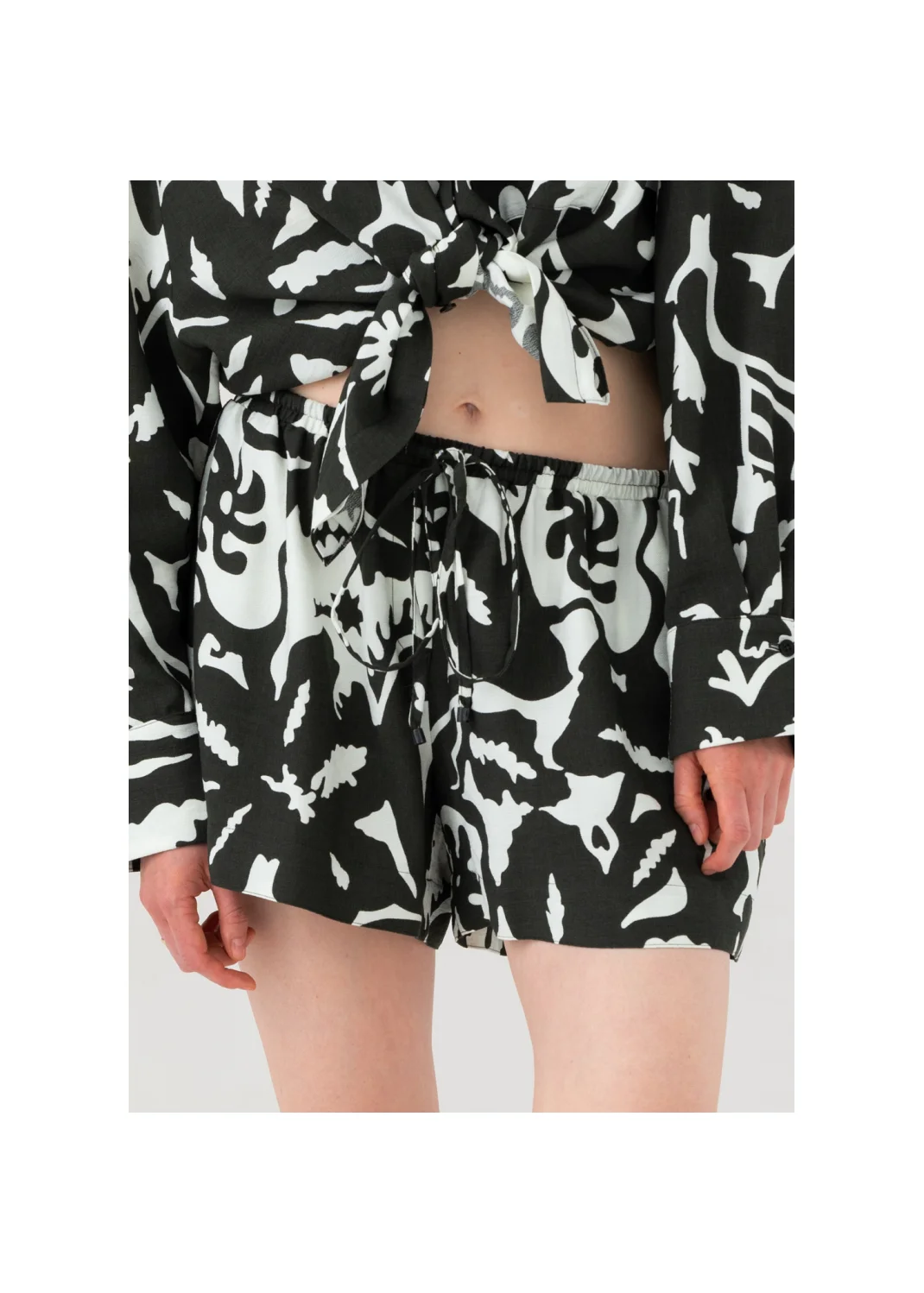 PALOMA floral shorts - 199245
