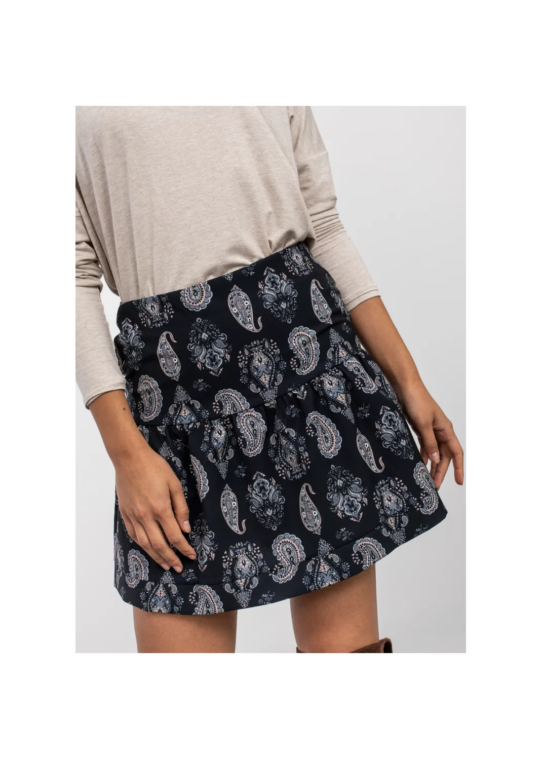 Skirt ANKARA black - 165600