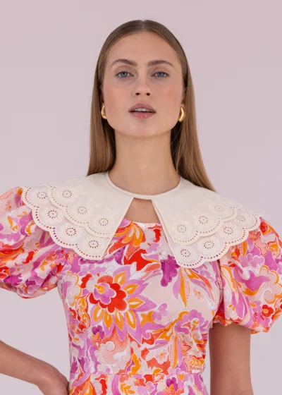  DAISY collar embroidery