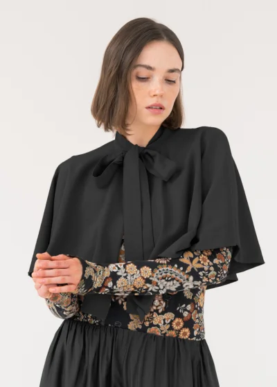 FUJI black cape